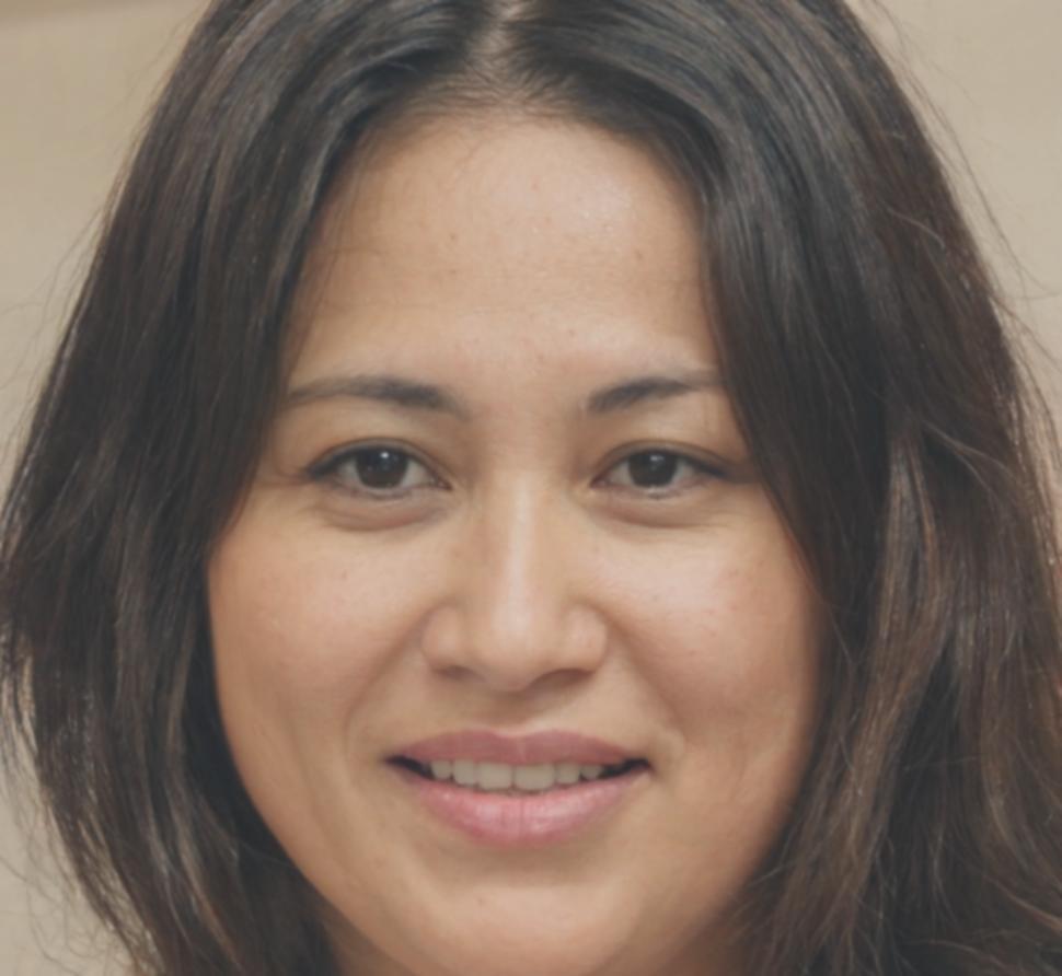 Lisa Hoffmann, Versicherungsberaterin